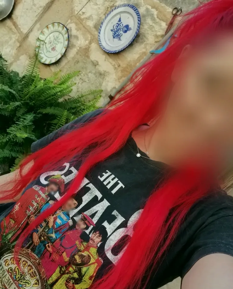 Isobel, 39