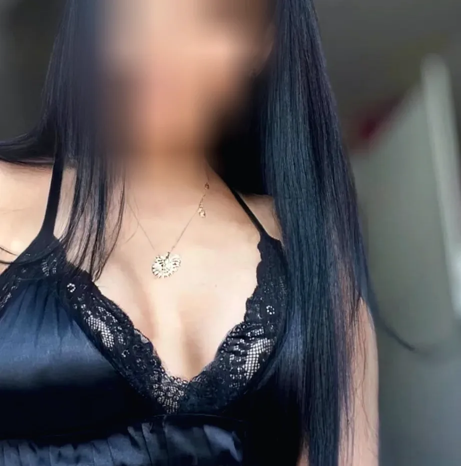 Kayleigh, 36